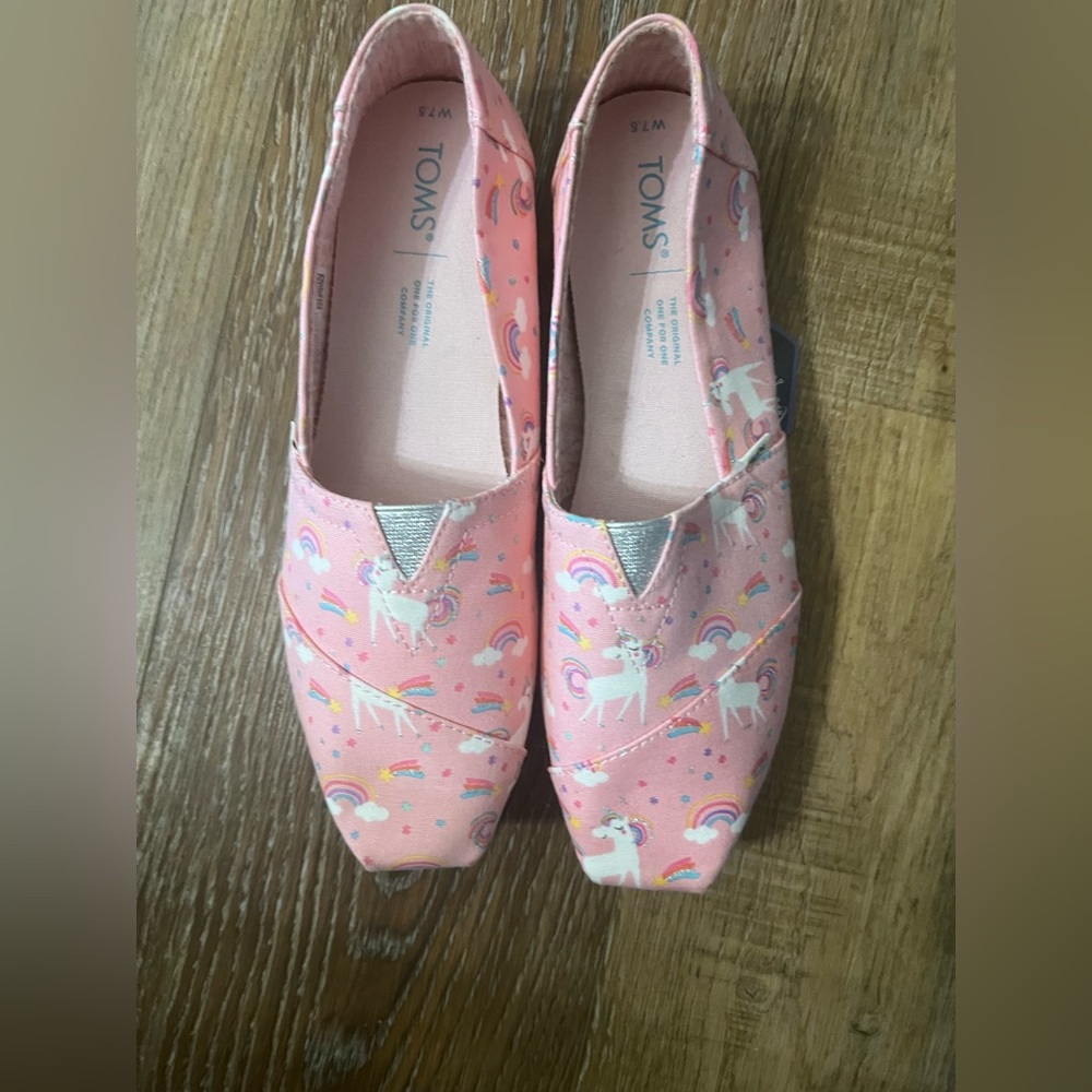 TOMS Pink Alpargata Almond Blossom Unicorn Print.  NWT.  7.5 womens.
